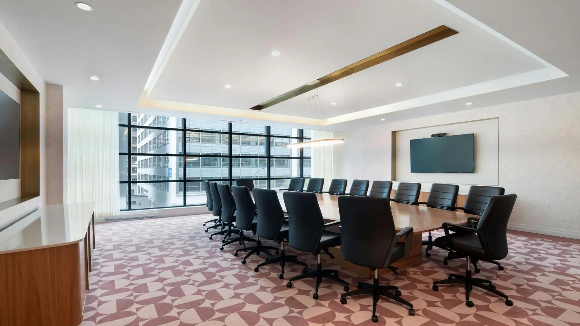 Honeyrose Hotel, Montreal, A Tribute Portfolio Hotel Canada